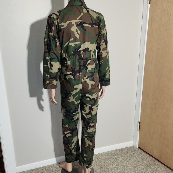 Rothco Kids Woodland Camo Jumpsuit - Picture 7 of 9